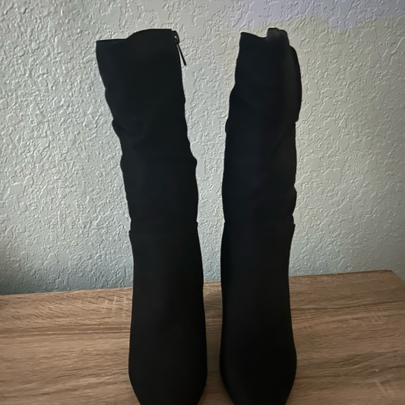 Bamboo - Picture 2 of 4